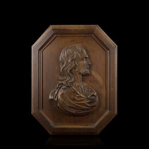 Expertissim - buste de christ en bois du xviie siècle - Médaillon