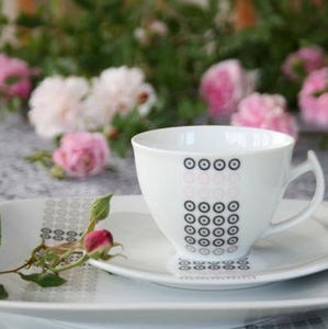Tasses à café à Impression en Relief Motifs de Roses Tasse à thé de Luxe avec Bordure dorée Yolife Céramiques Ensemble De 6 Tasses à Thé Et Soucoupes