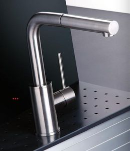 Le robinet de cuisine F-18 INOX brossé EauSource intégrant une conduite  séparée pour l’eau filtrée – Eau de source