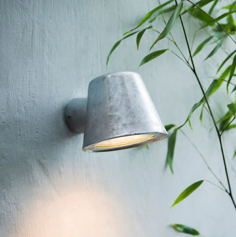 GARDEN TRADING - Outdoor wall lamp-GARDEN TRADING-St Ives Mast