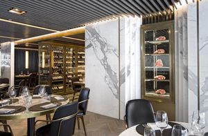 Humbert & Poyet - beefbar hong kong - Idea: Restaurante De Hotel