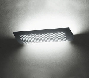 Metalmek - sole parete uplight - Aplique Para Oficina