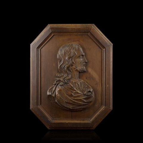 Expertissim - Medallón-Expertissim-Buste de Christ en bois du XVIIe siècle