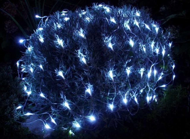 FEERIE SOLAIRE - Guirnalda luminosa-FEERIE SOLAIRE-Guirlande solaire en filet 96 leds blanches 150x90